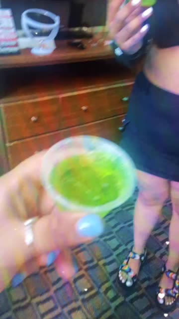 Preview for a Spotlight video that uses the trippy tv Lens
