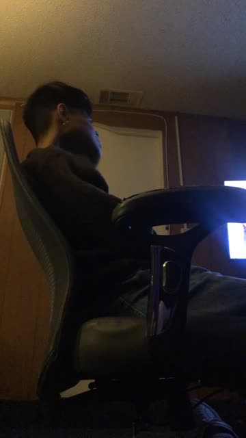 Preview for a Spotlight video that uses the Warp Editor Pro Lens