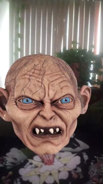 Preview for a Spotlight video that uses the GOLLUM LOTR Lens