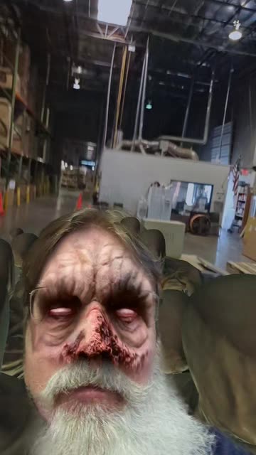 Preview for a Spotlight video that uses the ZOMBIE-MOBSTERS Lens