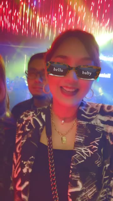 Preview for a Spotlight video that uses the Hello Baby Lens