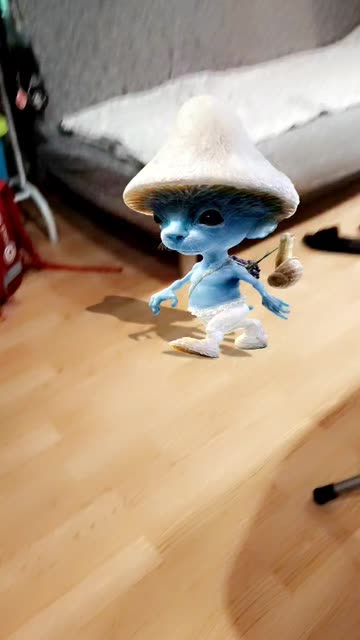 Preview for a Spotlight video that uses the blue smurf cat Lens