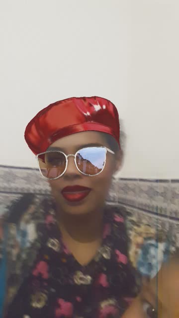Preview for a Spotlight video that uses the Smart Look Lens