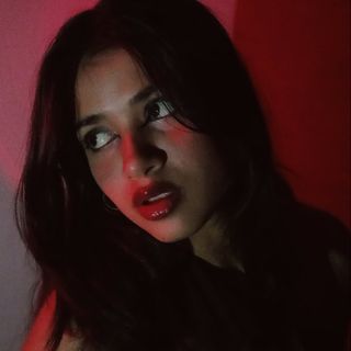 Vani Singh🦋