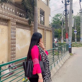 Dr.Simi Dhaliwal