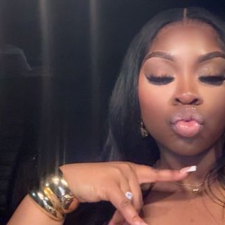 MISS MONAEMONROE ᥫ᭡