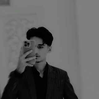 ♛