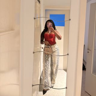 MIRIVEL 🦋