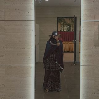 م🐣