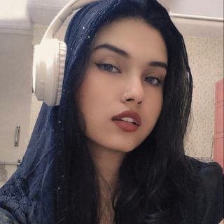 Naaz✨