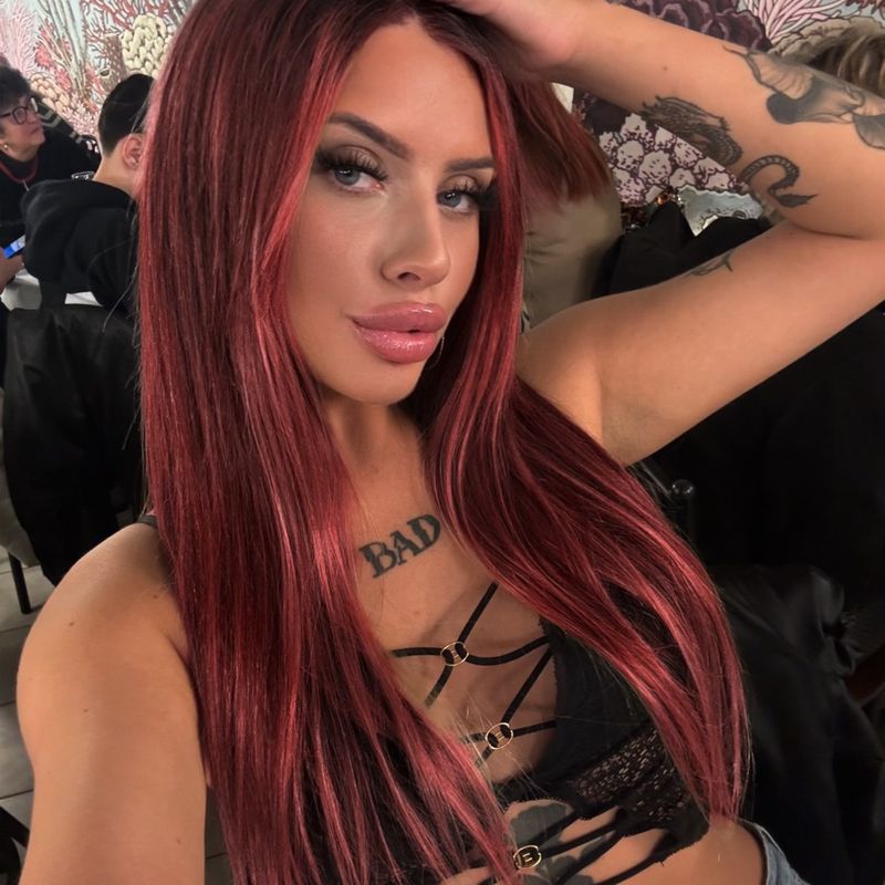 ariannamambrito