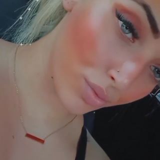 👑Amel Blondinette 😍💄🧿🧿💄