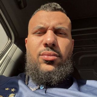 𝑩𝒂𝒓𝒃𝒆𝒆𝒖𝒖𝟎𝟔𝒛 🇹🇳🇵?