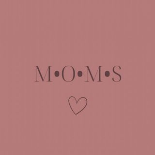 M•O•M•S