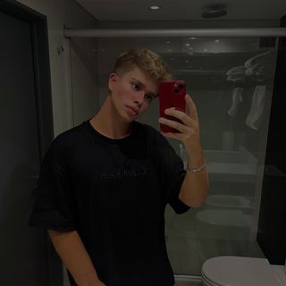 Luciano🇦🇷🏄🏼‍♂️