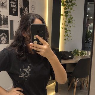 ~𝐕𝖊𝖓𝖓𝖎🥂🖤🌹