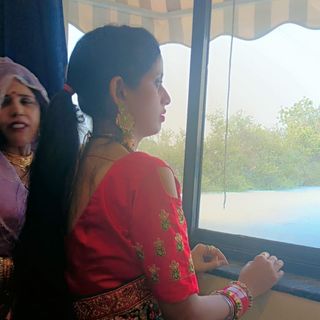 Parul Thakur 💫👑