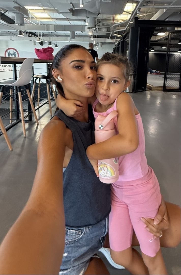 mel Mélanie Dedigama