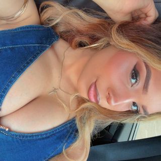 Tina 👑