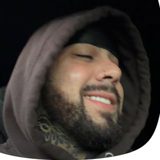 𓌹 J 𓌺