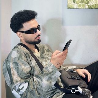 Navaan Sandhu