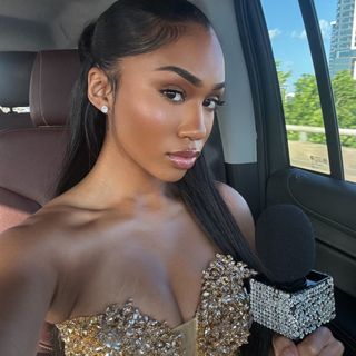 LOLA CLARK 💋