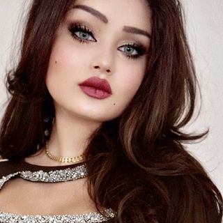 zainab Gloss