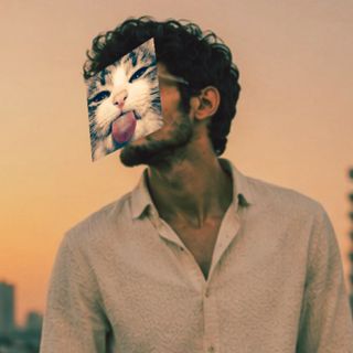 𝗠𝗿 𝗕𝗼𝗺𝗯𝗮𝘀𝘁𝗶𝗰🕊