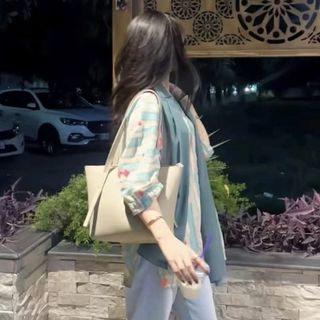 Lelmah Awan