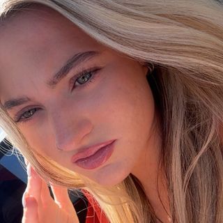 carlie