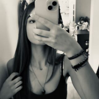 𝐋𝐨𝐥𝐚✰