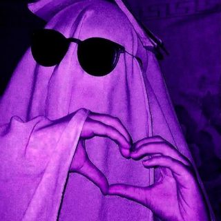 HALLOW EPIC 🪼🤍