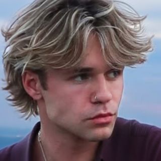 Vik White