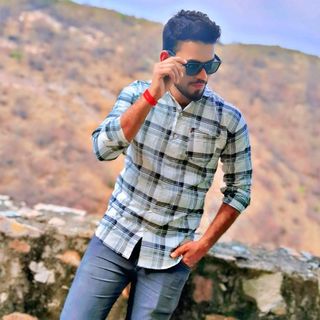 Abhi 🥰❣️