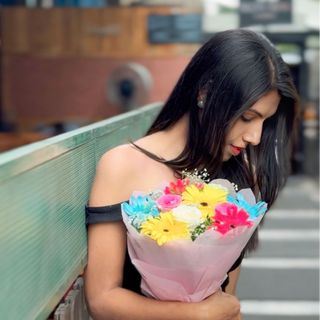 Surbhiii🧚🏻‍♀️
