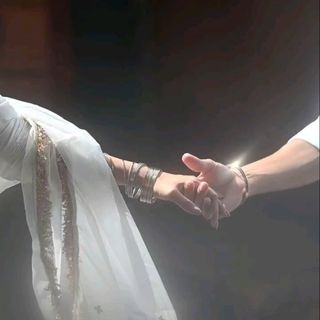 सुर्यांश 🎭