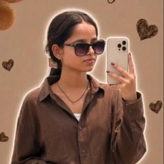 swittyy_sanjna_💫🖤