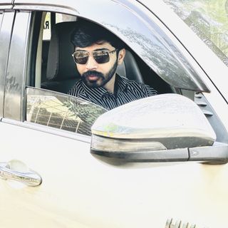 Zeeshan Hussain..!👑💫