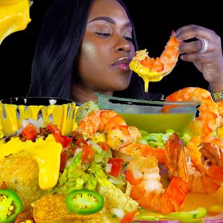 EatSpicywithTee