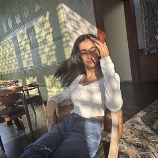 𝑹𝒂𝒈𝒉𝒗𝒊 𝑻𝒉𝒂𝒌𝒖𝒓🥂