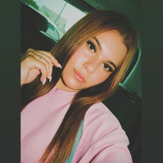 👸🏽