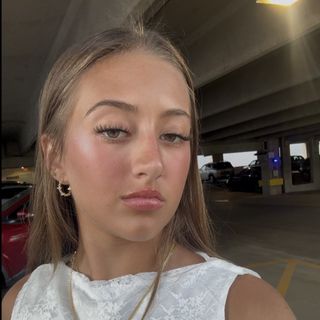 lauren 🤑