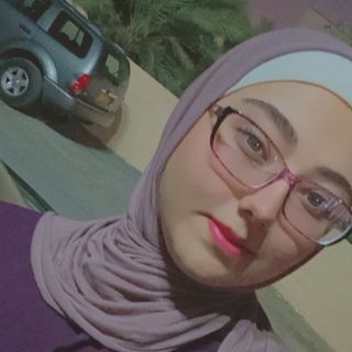 ليلى الحكيم