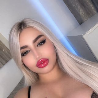 The Queen ❤️ In Algeria 🇩🇿 ?