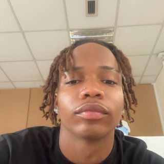 Dino🇩🇴🇬🇫🇸🇷