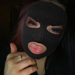 𝑲𝒊𝒓𝒂 𝑳𝒆𝒊𝒈𝒉 𝑴𝒂𝒄𝒆 <