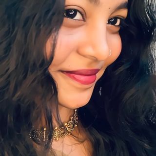 Dhivya🤍! 