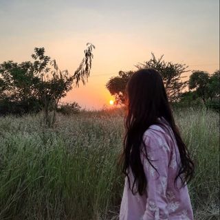 Khushboo Dara
