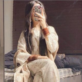 Ayesha 💕