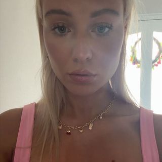 Chlo